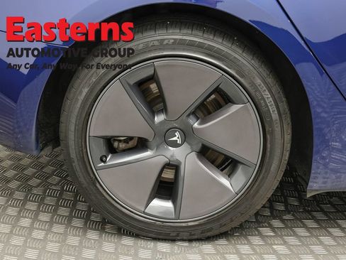 Used 2023 Tesla Model 3 Standard Range RWD image 23