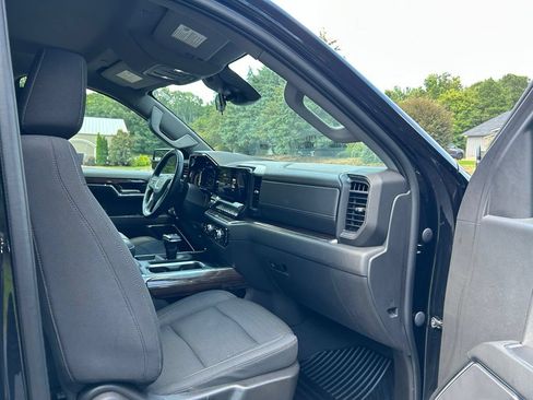 Used 2023 GMC Sierra 1500 Elevation RWD image 37