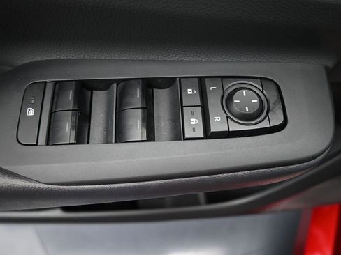 Used 2024 Toyota Prius LE image 6