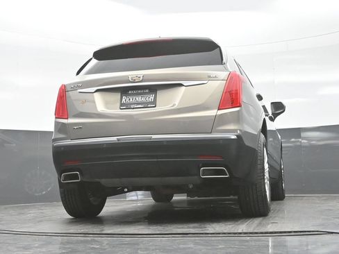 Used 2019 Cadillac XT5 AWD image 38
