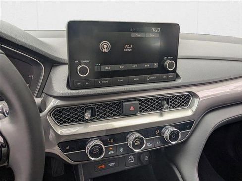 New 2025 Acura Integra image 12