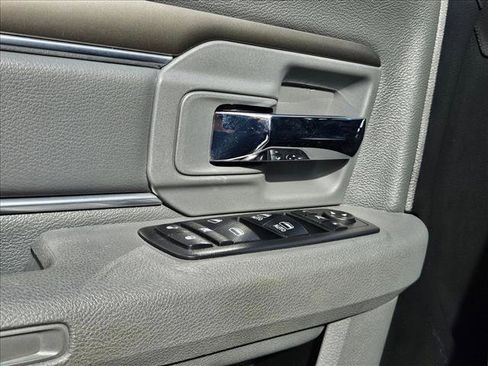 Used 2017 RAM 1500 Lone Star image 9