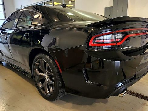 Used 2019 Dodge Charger R/T w/ Driver Confidence Group RWD image 8