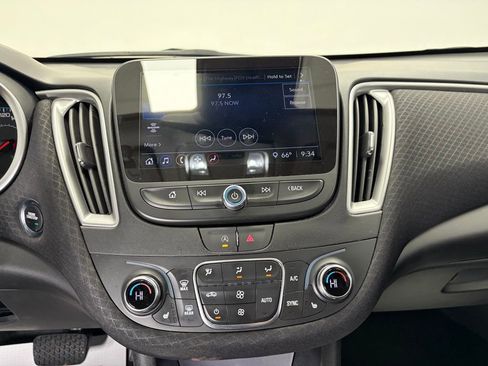 Used 2024 Chevrolet Malibu LT w/ Sport Edition image 12