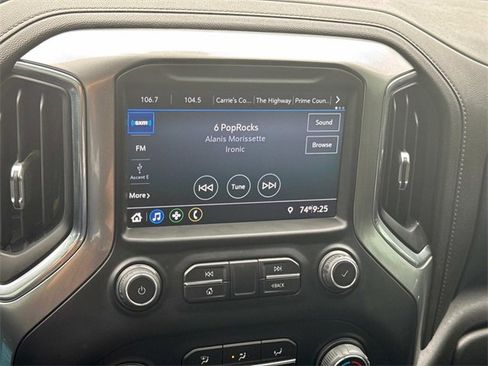 Used 2021 Chevrolet Silverado 2500 LT w/ Z71 Off-Road Package image 31