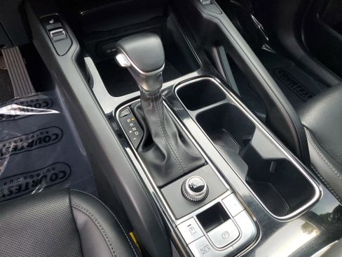 Certified 2023 Kia Telluride S w/ S Sunroof Package image 15