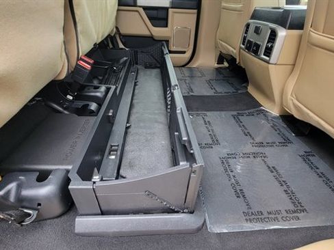 Used 2021 Ford F250 Lariat w/ Lariat Ultimate Package image 57