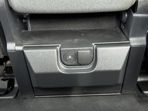 Used 2025 Ford F350 XLT AWD/4WD image 18