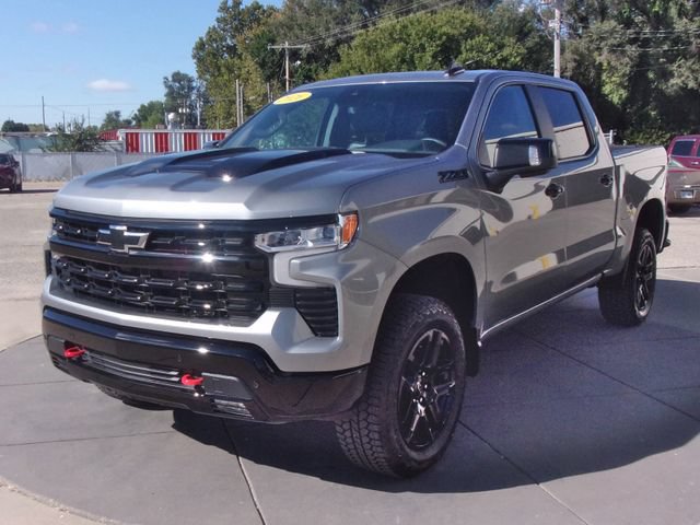 Used 2026 Chevrolet Silverado 1500 LT Trail Boss w/ LT Trail Boss Premium Package AWD/4WD image 22