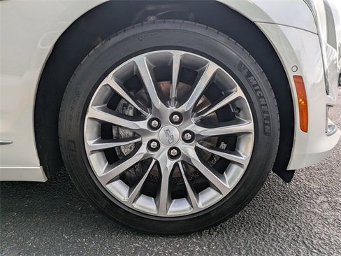 Used 2018 Cadillac CT6 Luxury image 10