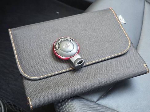 Used 2013 MINI Cooper Hardtop FWD image 27