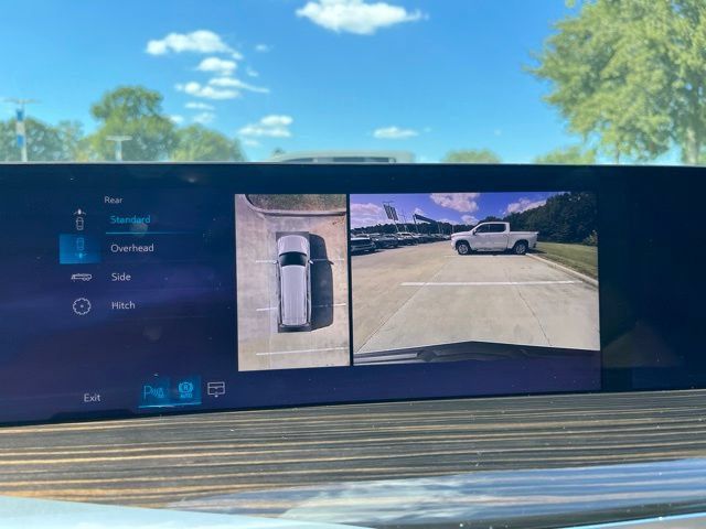 Used 2026 Cadillac Escalade ESV Luxury w/ Touring Package RWD image 31