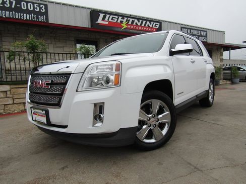 Used 2015 GMC Terrain SLT w/ Chrome Appearance Package FWD image 1