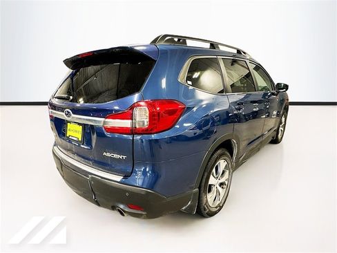Certified 2022 Subaru Ascent Premium w/ Convenience Package image 5