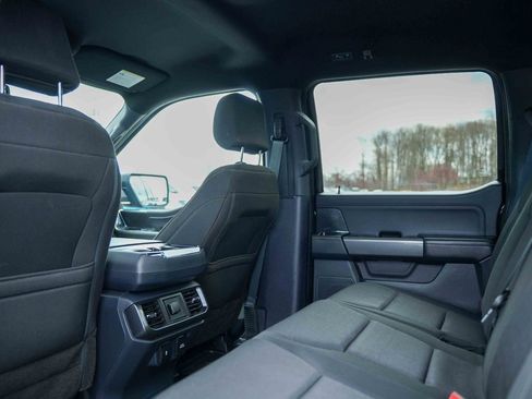 Used 2022 Ford F150 XLT w/ Equipment Group 302A High image 23