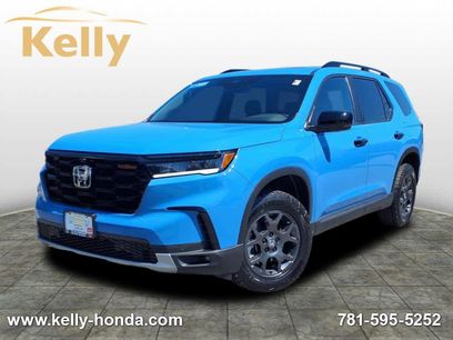 Certified 2025 Honda Pilot TrailSport