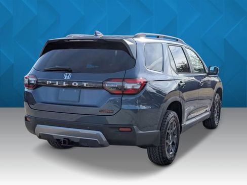 New 2026 Honda Pilot TrailSport image 5
