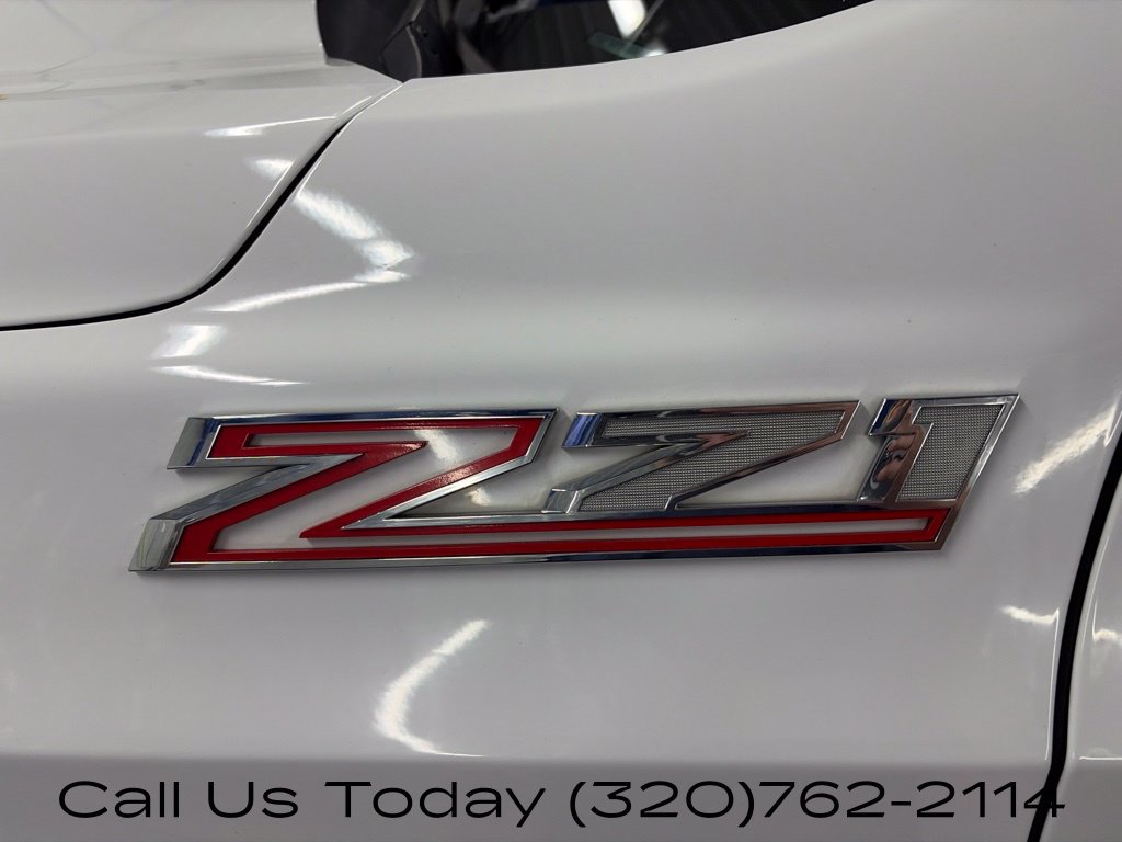 Used 2021 Chevrolet Suburban Z71 w/ Z71 Signature Package AWD/4WD image 21