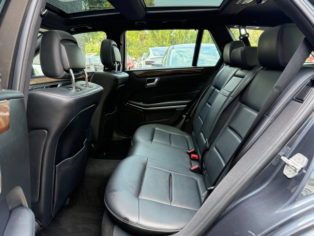 Used 2016 Mercedes-Benz E 350 4MATIC Wagon image 18