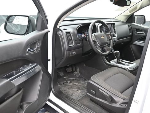 Used 2020 Chevrolet Colorado LT image 11