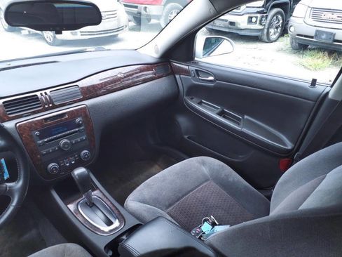Used 2012 Chevrolet Impala LT w/ LT Sunroof Package image 8