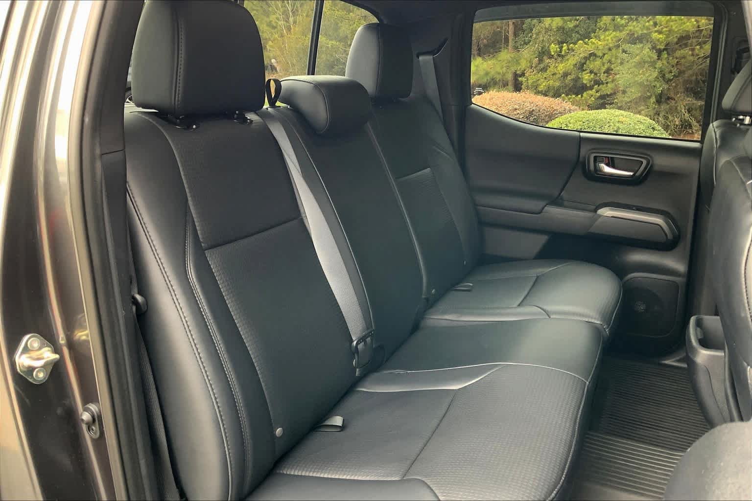 Used 2019 Toyota Tacoma TRD Sport w/ TRD Premium Sport Package RWD image 20