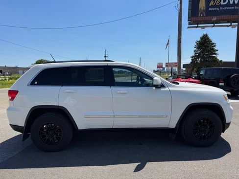 Used 2012 Jeep Grand Cherokee Laredo w/ Laredo E Group AWD/4WD image 34