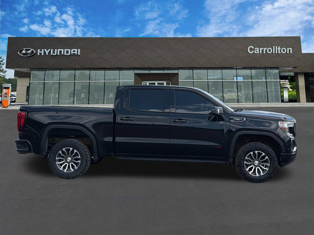 Used 2022 GMC Sierra 1500 AT4 w/ AT4 Carbonpro Edition AWD/4WD image 4