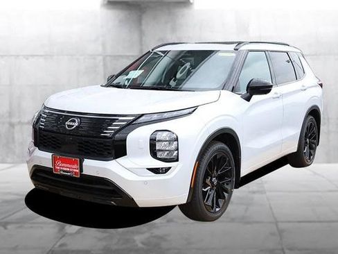 New 2026 Nissan Rogue Platinum AWD/4WD image 2