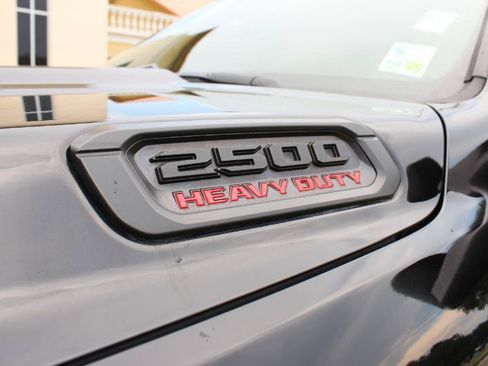 Used 2019 RAM 2500 Laramie w/ Night Edition AWD/4WD image 19