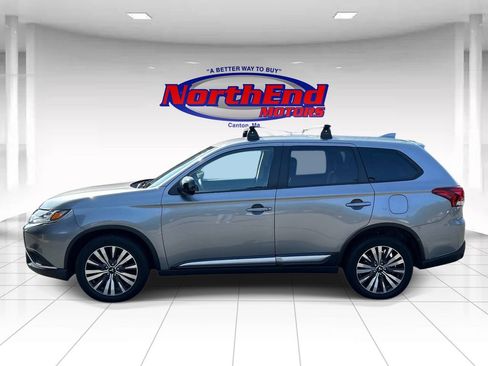 Used 2020 Mitsubishi Outlander ES AWD/4WD image 6