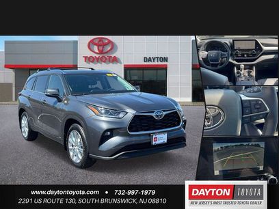 Used 2023 Toyota Highlander Limited