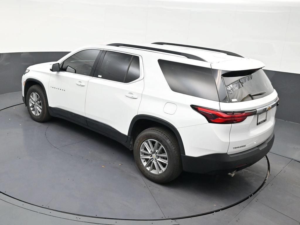 Used 2024 Chevrolet Traverse LT FWD image 11