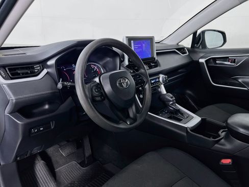 Certified 2024 Toyota RAV4 XLE FWD image 9