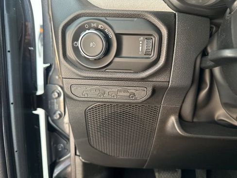 New 2025 Jeep Wrangler Willys AWD/4WD image 27