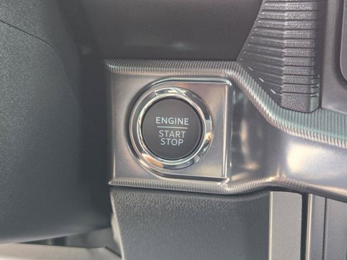 Used 2024 Ford F150 Lariat w/ Equipment Group 502A High AWD/4WD image 13