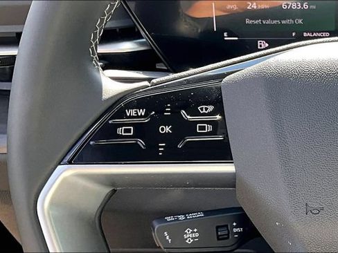 Used 2025 Audi Q5 Premium AWD/4WD image 11