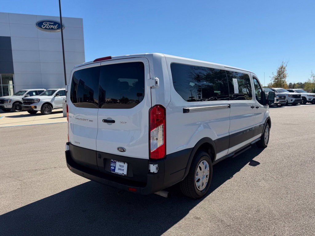 Used 2023 Ford Transit 350 XLT RWD image 6