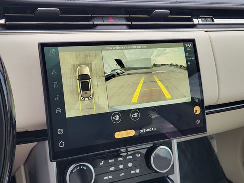 Used 2023 Land Rover Range Rover Autobiography AWD/4WD image 18