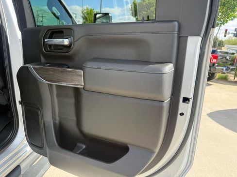 Used 2022 Chevrolet Silverado 2500 LTZ w/ LTZ Plus Package AWD/4WD image 20