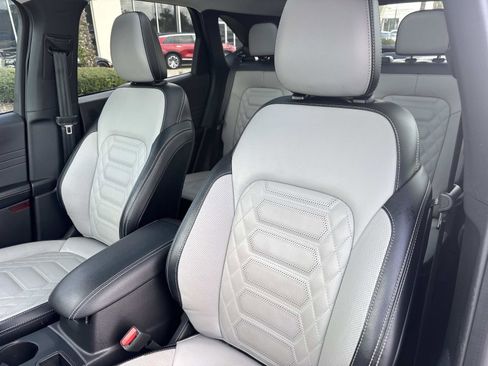 Used 2024 Ford Escape Platinum w/ Premium Technology Package image 22