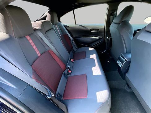 Used 2024 Toyota Corolla SE w/ SE Premium Package FWD image 19