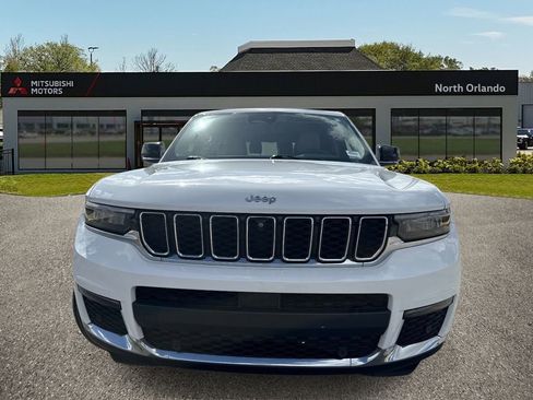 Used 2022 Jeep Grand Cherokee L Limited w/ Luxury Tech Group II AWD/4WD image 8