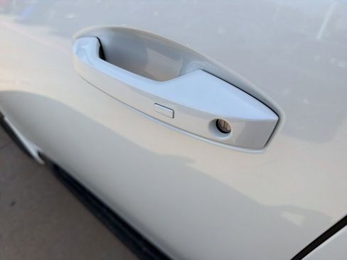 New 2026 Nissan Armada SL w/ Captain's Chari Seat Package image 11