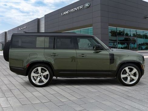 Certified 2026 Land Rover Defender 130 X-Dynamic SE AWD/4WD image 6