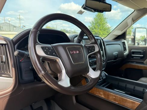 Used 2015 GMC Sierra 2500 SLT w/ Duramax Plus Package AWD/4WD image 12