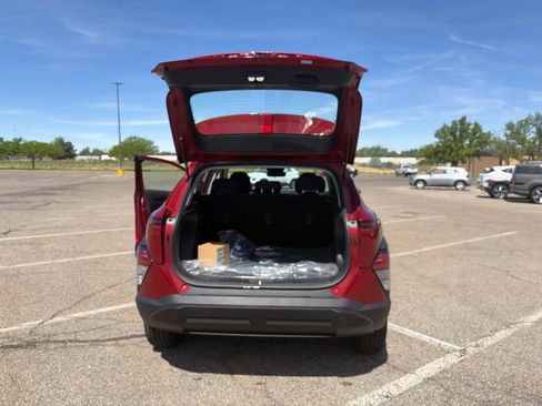 Used 2026 Hyundai Kona SE AWD/4WD image 30