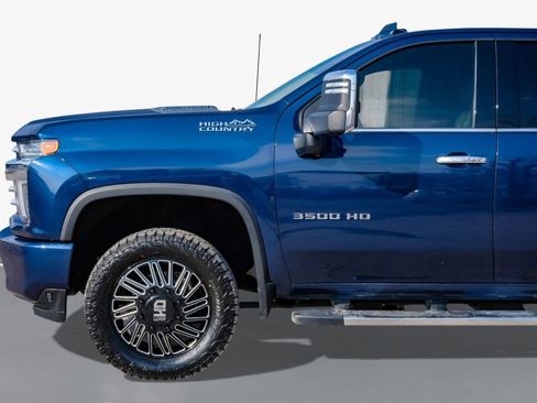 Used 2022 Chevrolet Silverado 3500 High Country w/ Safety Package II image 11
