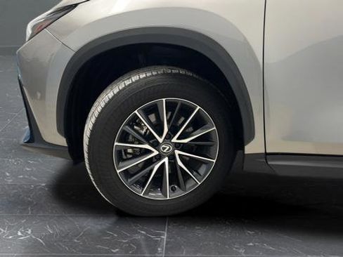Used 2024 Lexus NX 350h AWD image 37