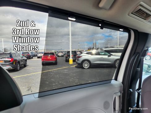 New 2026 Toyota Sienna LE FWD image 7
